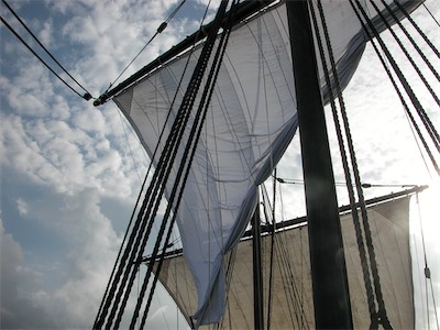 A sailing trip on the Niña