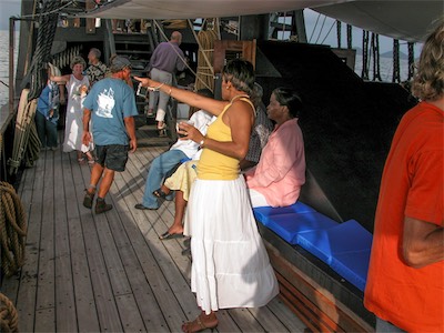 A sailing trip on the Niña